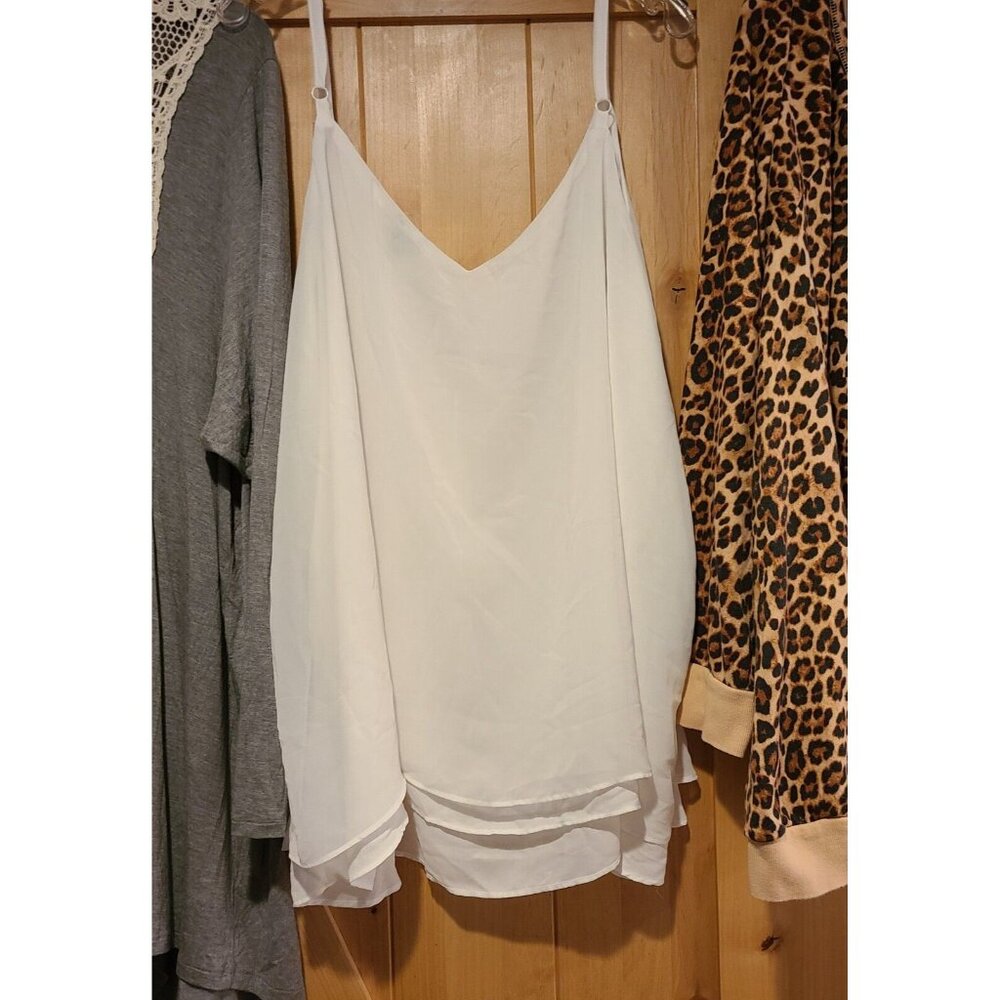 Lot of 3 Torrid Plus Size 5 5X Cheetah Sweatshirt, Cami, & Lace Back Cardigan - Picture 5 of 16